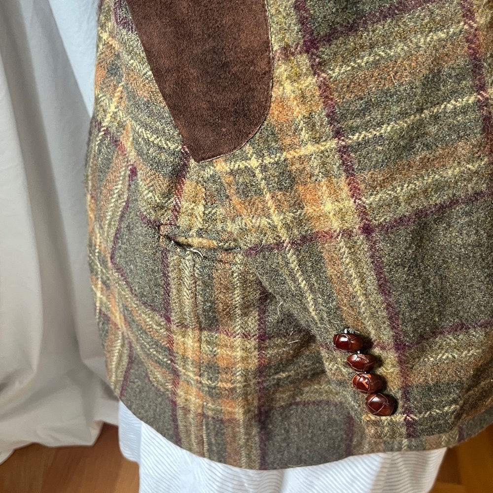 Ralph Lauren Olive Plaid 100% Wool Blazer, leather buttons and elbow patches - Picture 6 of 9